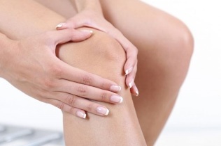knee pain with arthrosis
